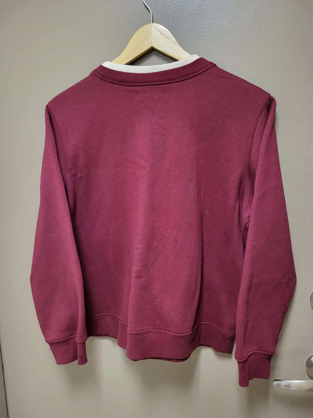 Tradition Embroidered Butterfly Sweatshirt, Petite, Large, New - photo 3