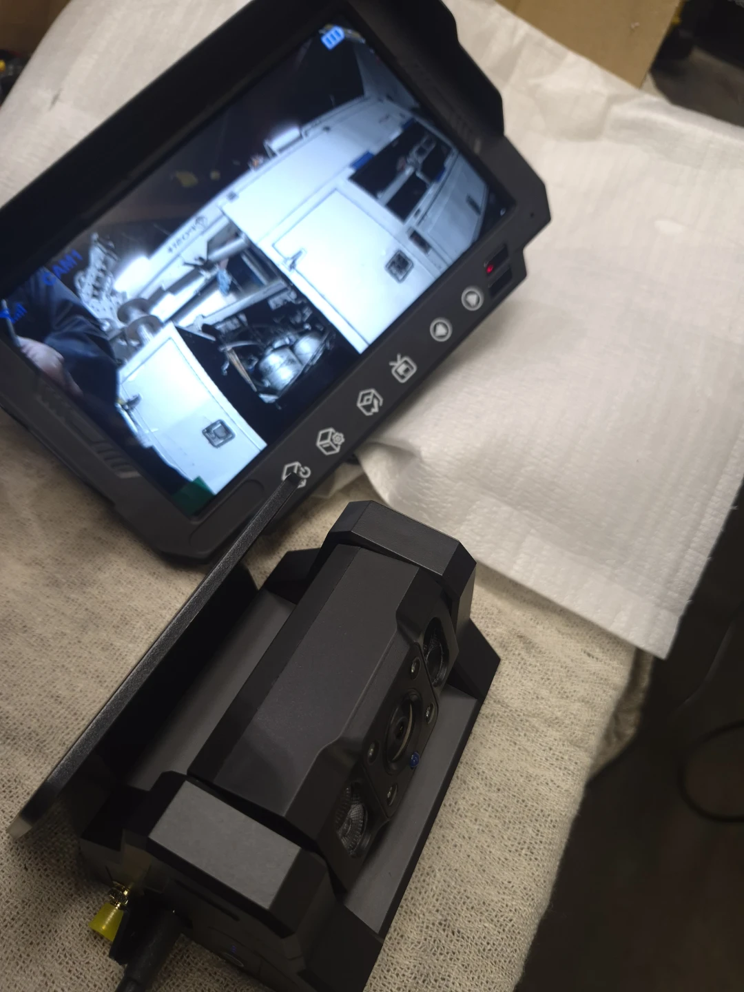 Rohent Solar Wireless Backup Camera and Monitor Kit