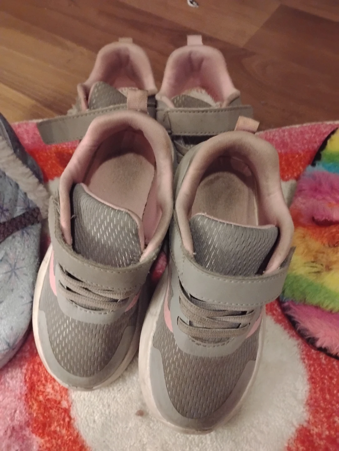 Running Shoes and slippers - photo 3
