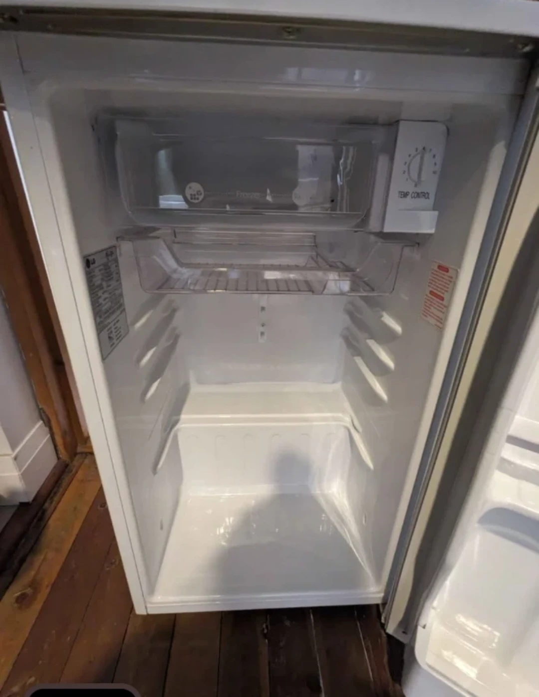 LG Mini Fridge - photo 3