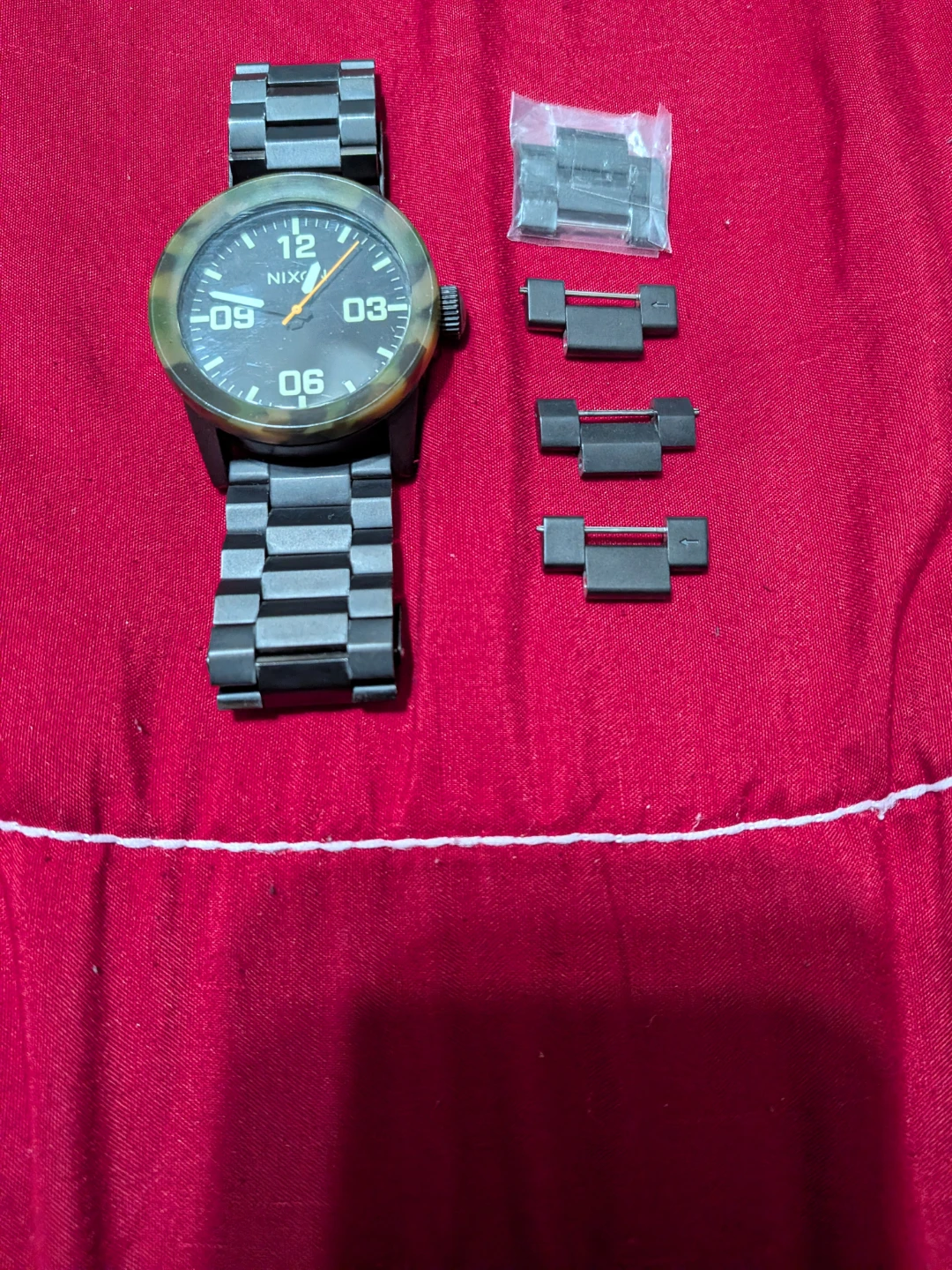 Nixon The Private Watch with Extra Links