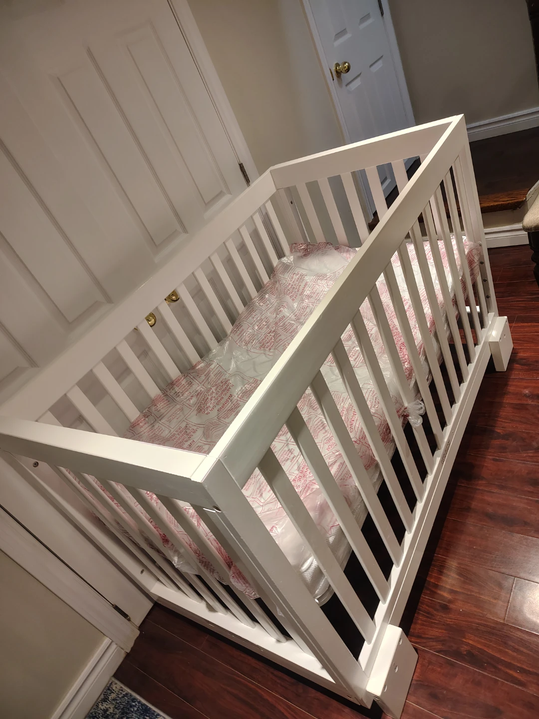 White Wooden Baby Crib - photo 2