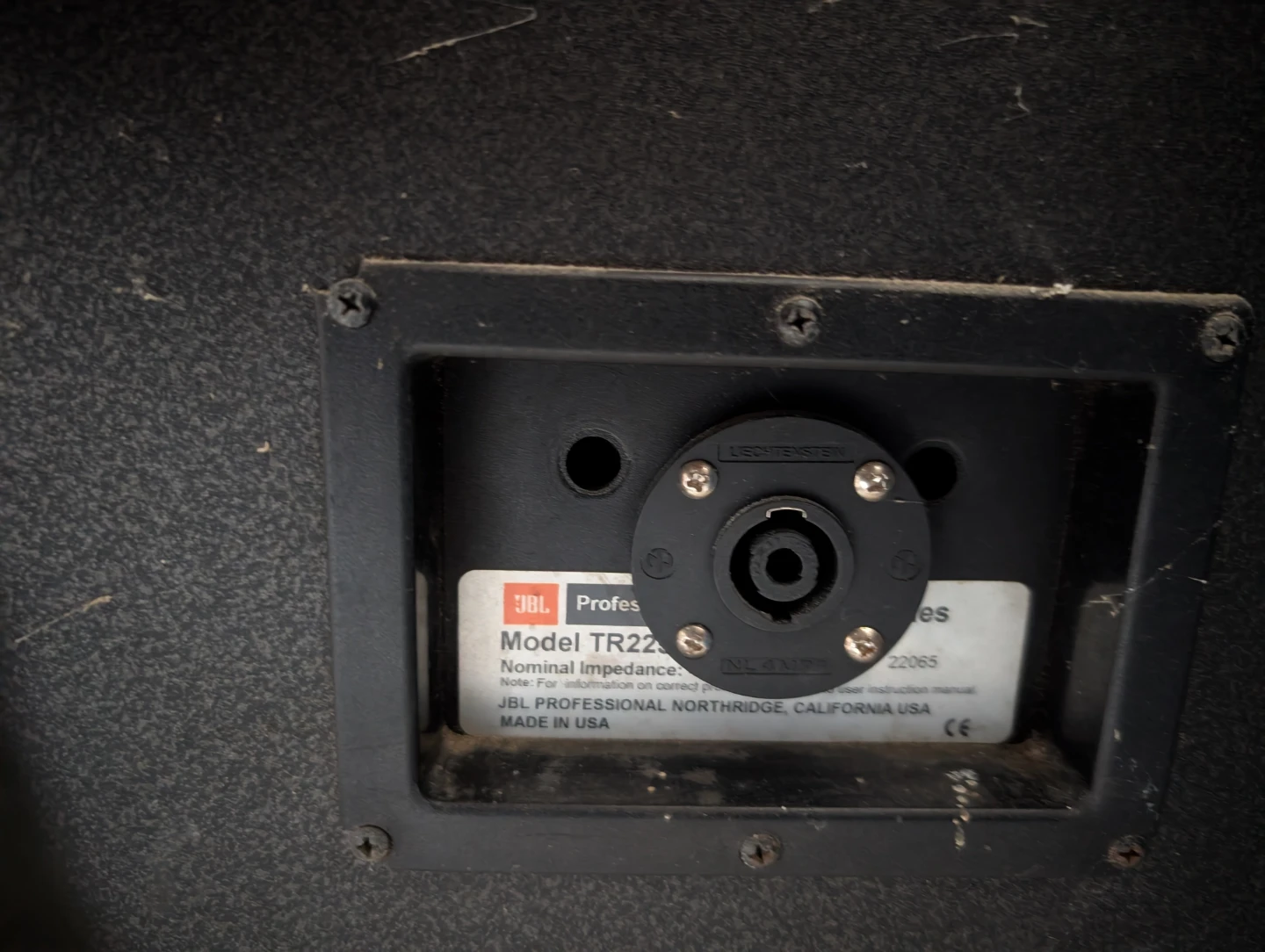 Pair of JBL TR225 Professional Speakers - photo 3