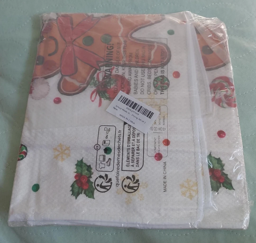Christmas Themed Placemats Set of 2 - photo 2