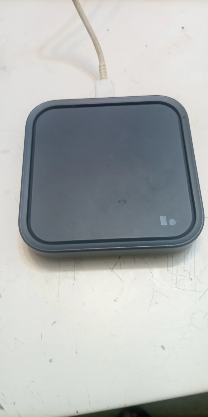 Samsung Wireless Charger EP-P2400