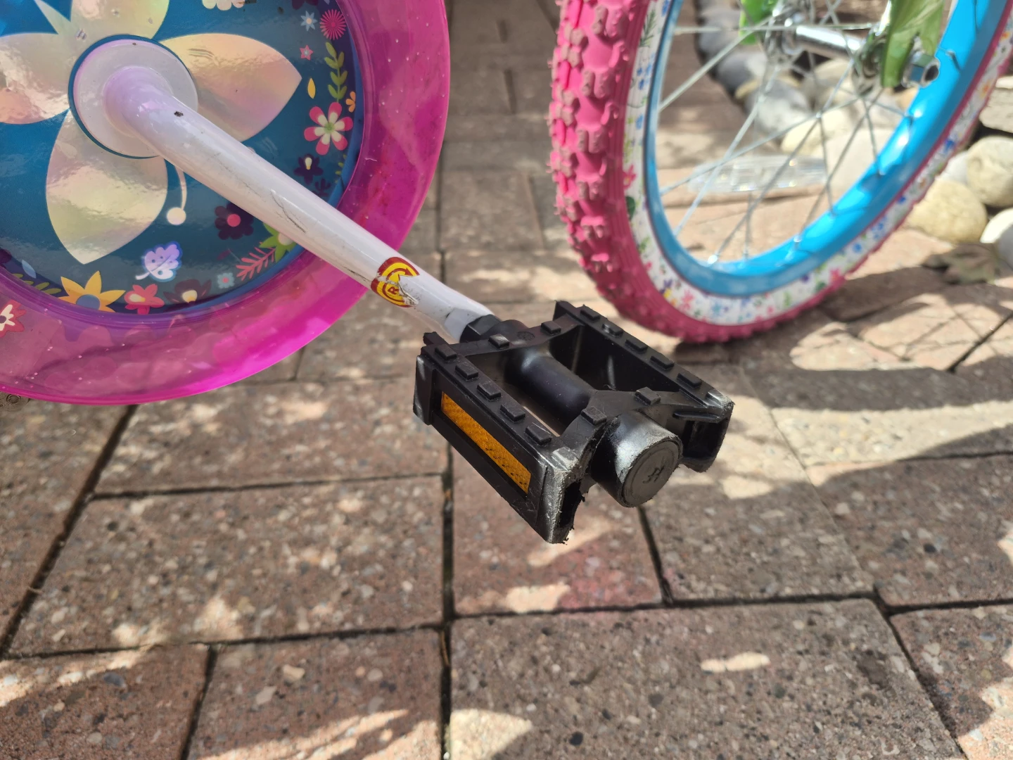 GREAT Disney Kids Bicycle - photo 4