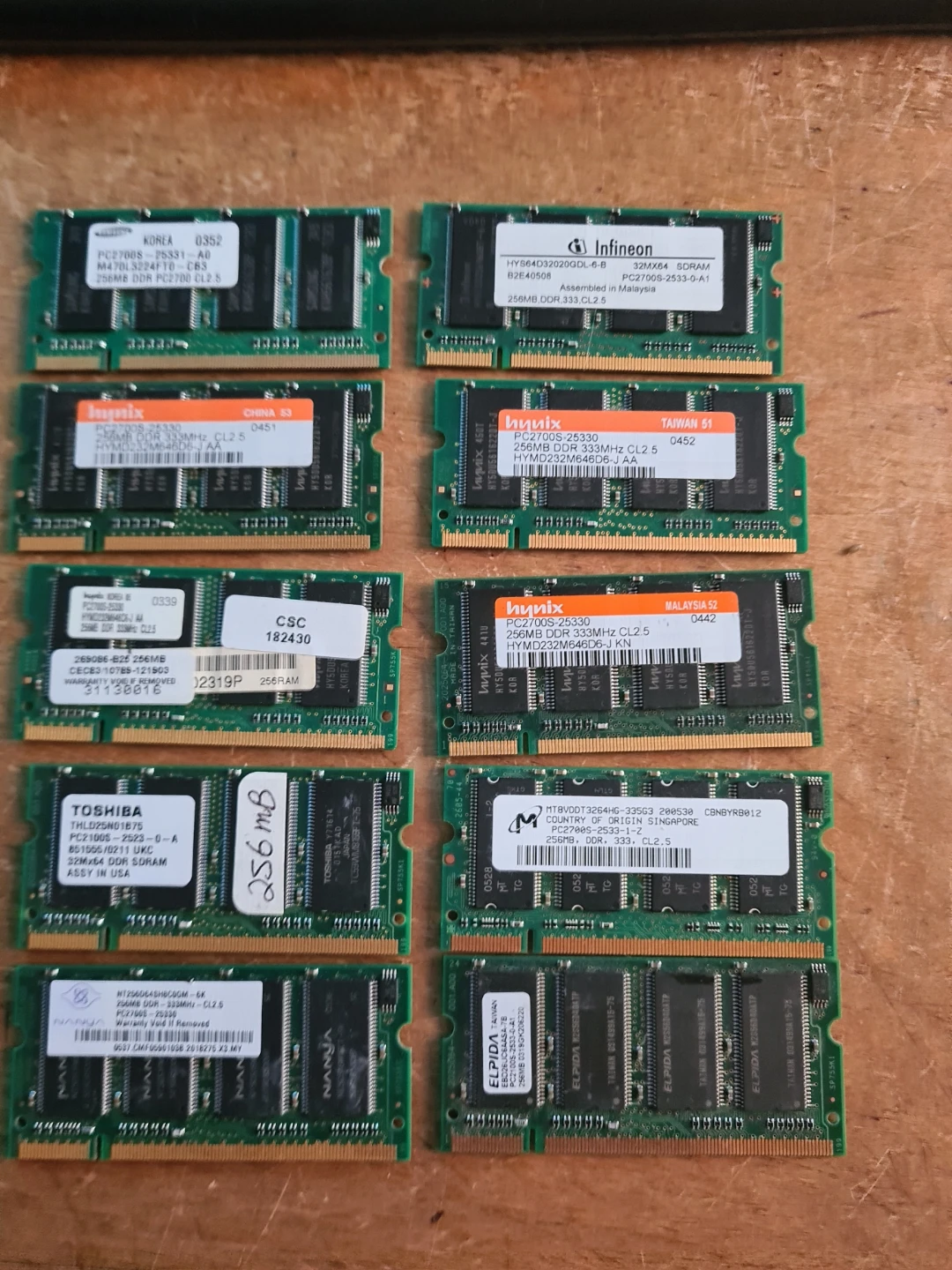 Assorted DDR RAM Sticks (256MB)