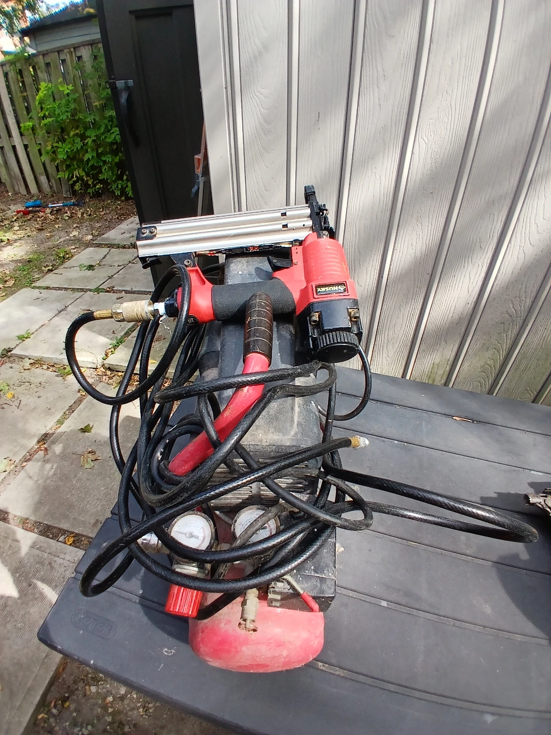 Husky 2 Gallon Oil-Free Air Compressor with Nailer - photo 3