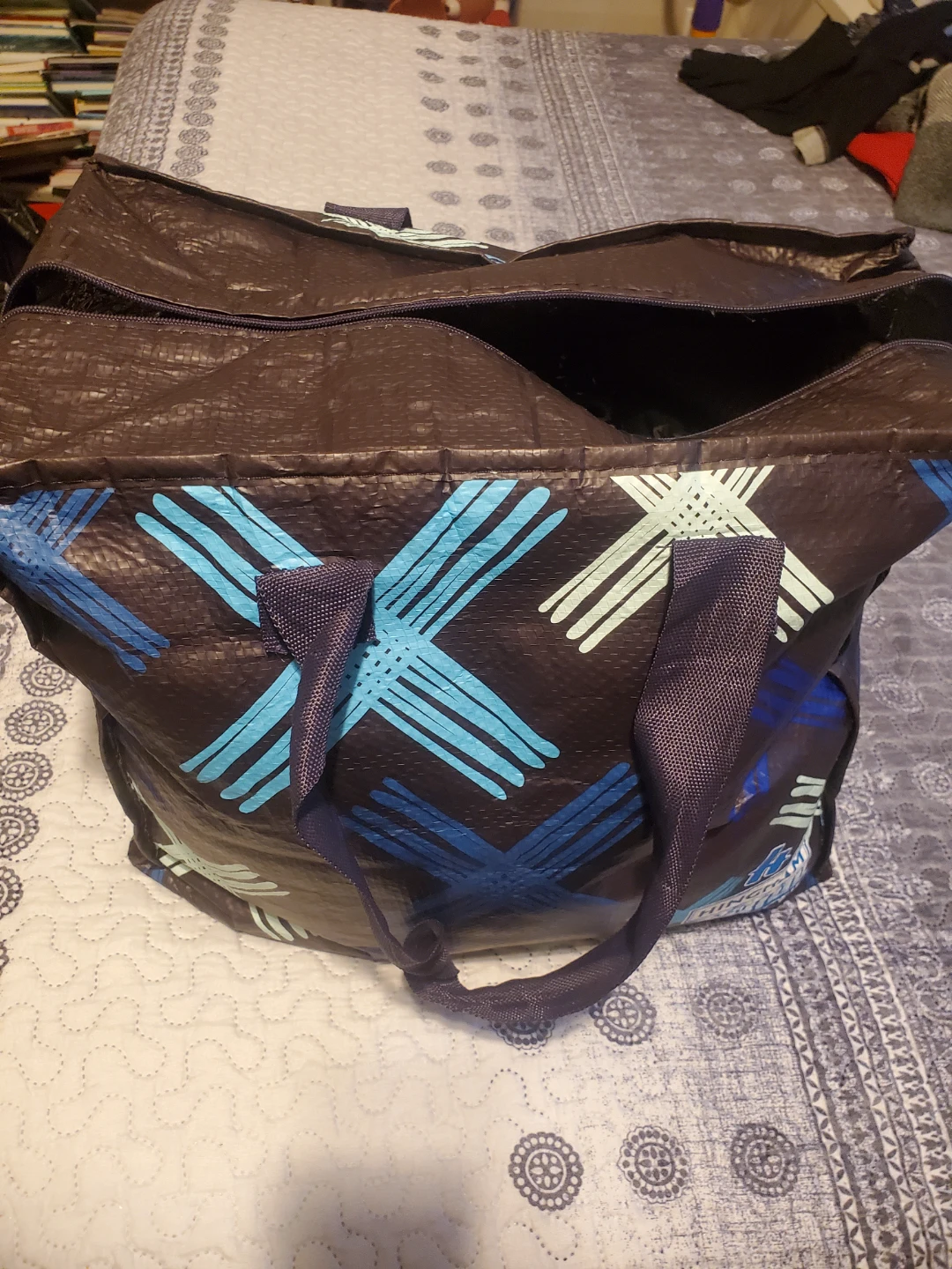 Bag of assorted woman's clothes used - photo 2