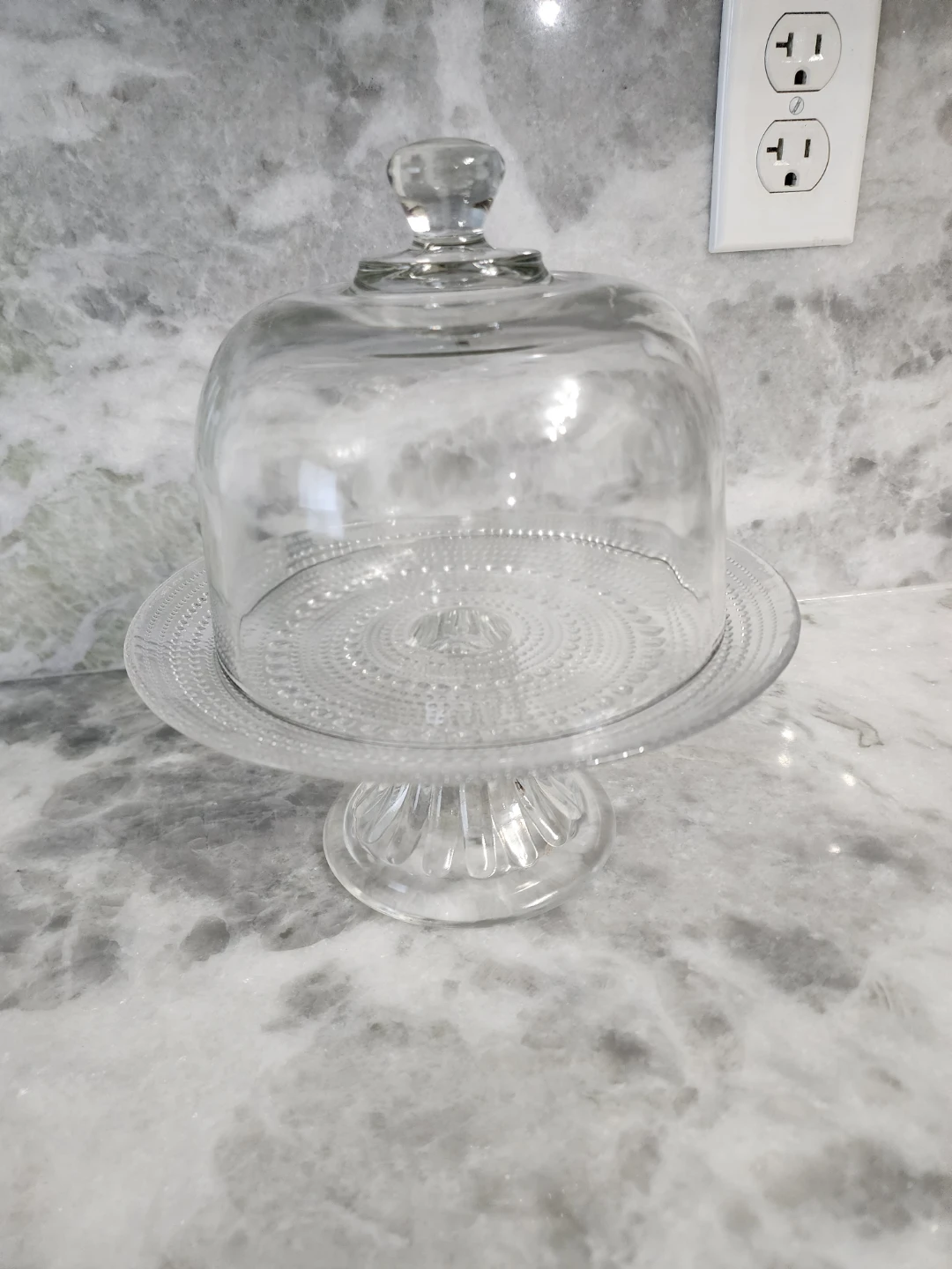 Glass Cake Stand with Dome Lid