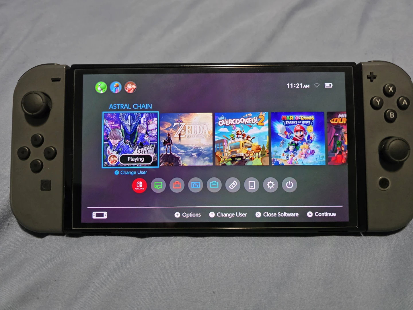 Nintendo Switch OLED - photo 2