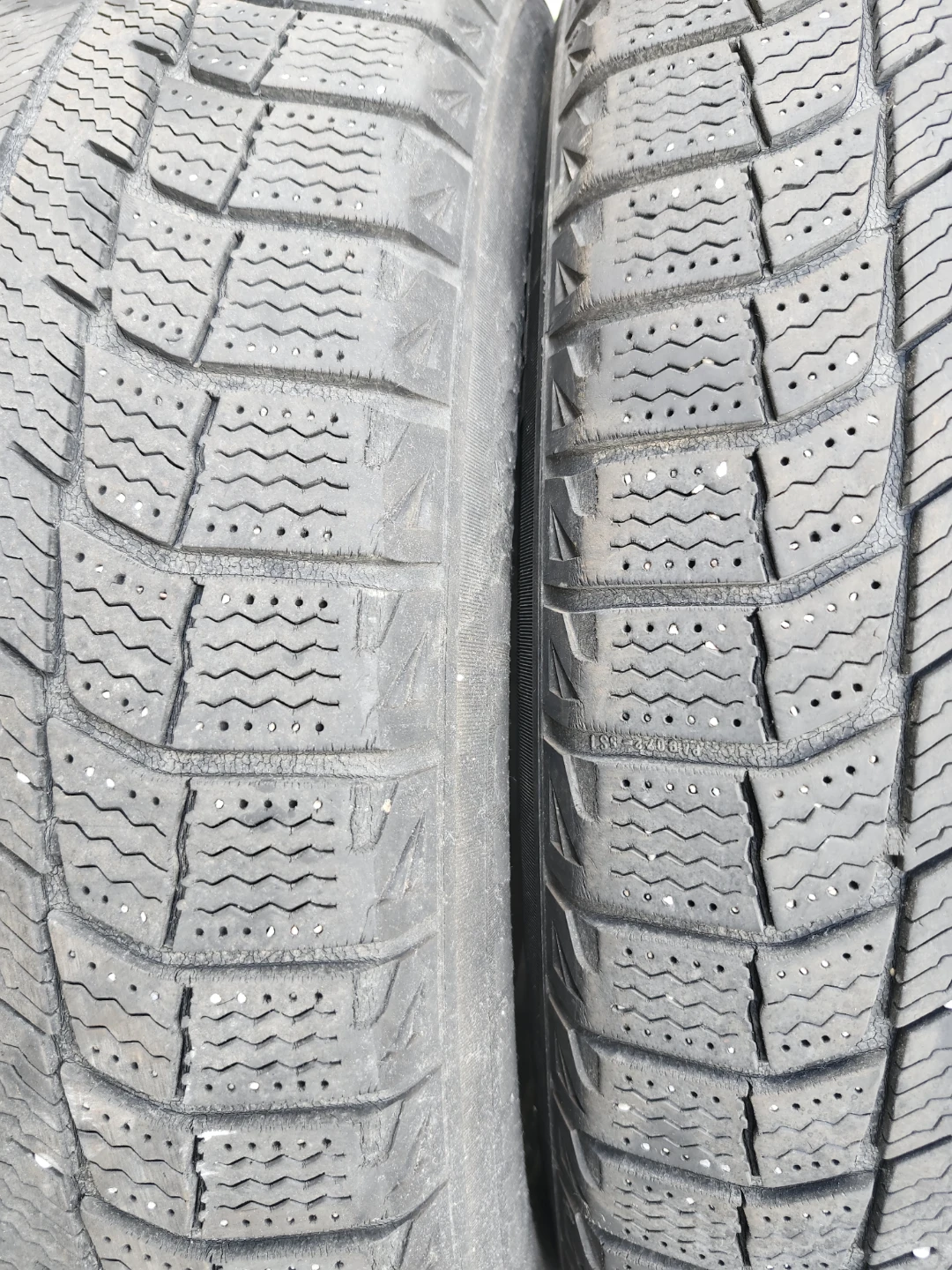 215/60R16 Studless Winter Tires - photo 4