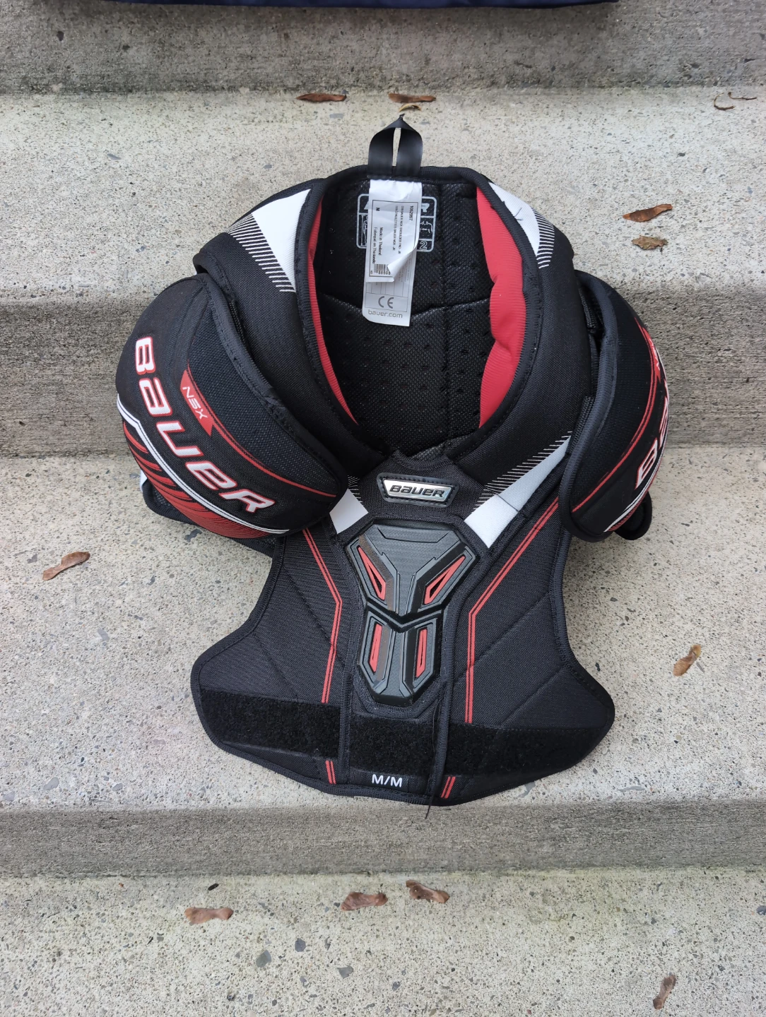 Bauer NSX Junior Shoulder Pads