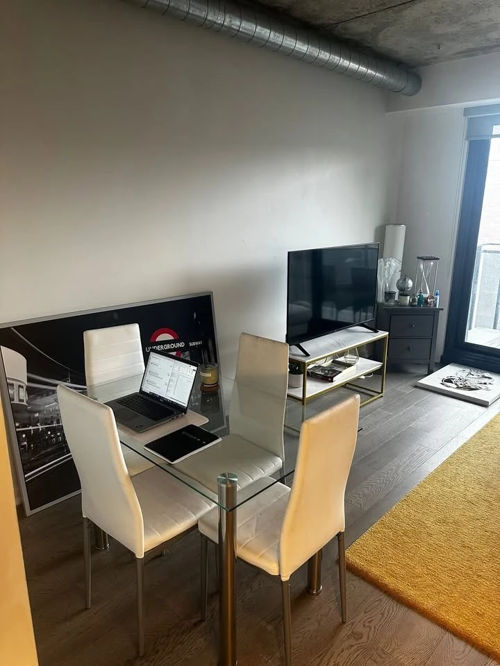 One Bedroom Condo Apartment in Downtown Toronto (Corktown) - photo 3