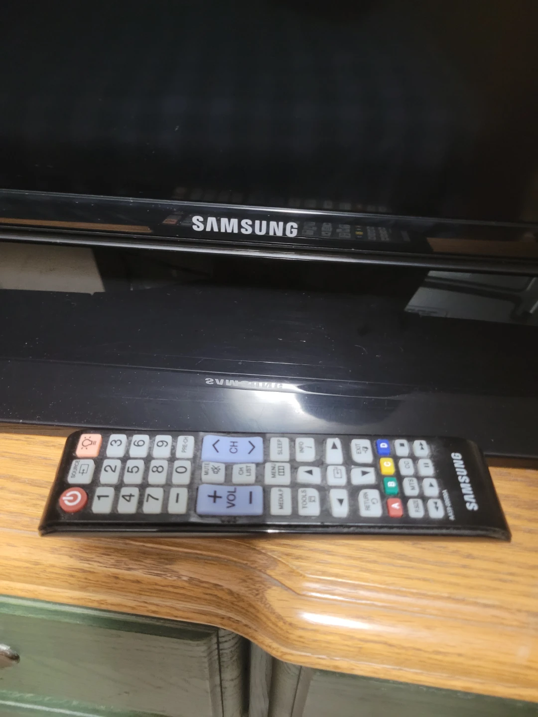 46" Samsung LED TV - photo 3