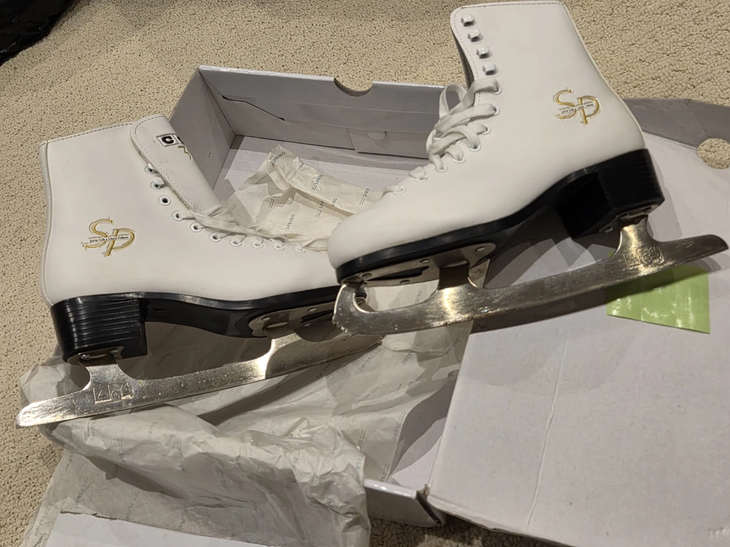 Call It Spring white figure skates - photo 3