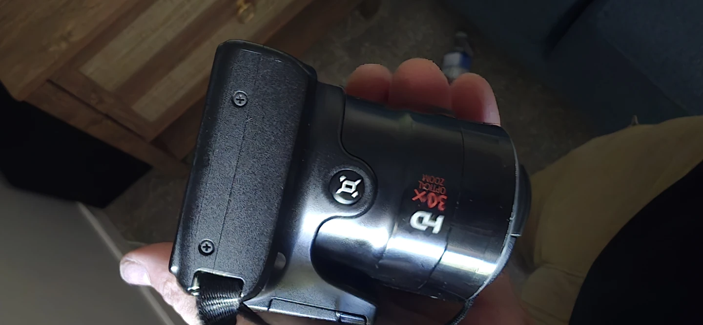Canon PowerShot SX500 IS 30x Optical Zoom Camera - photo 2