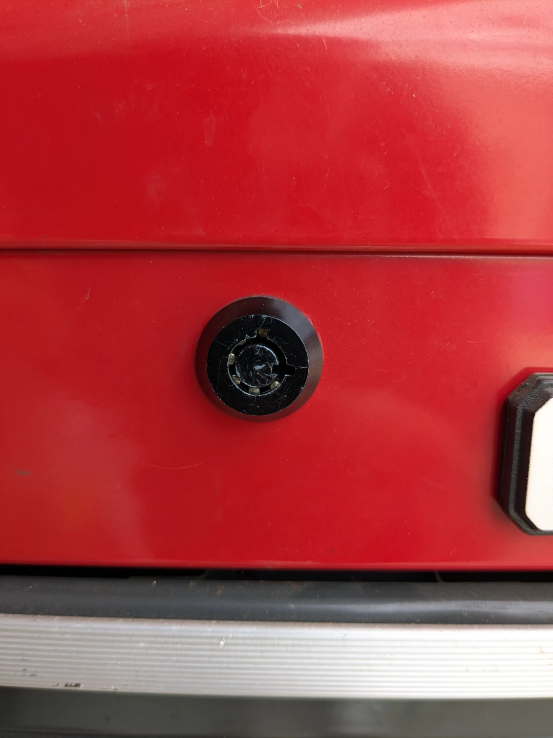 Craftsman Red Rolling Tool Chest with Metal Toolbox - photo 3
