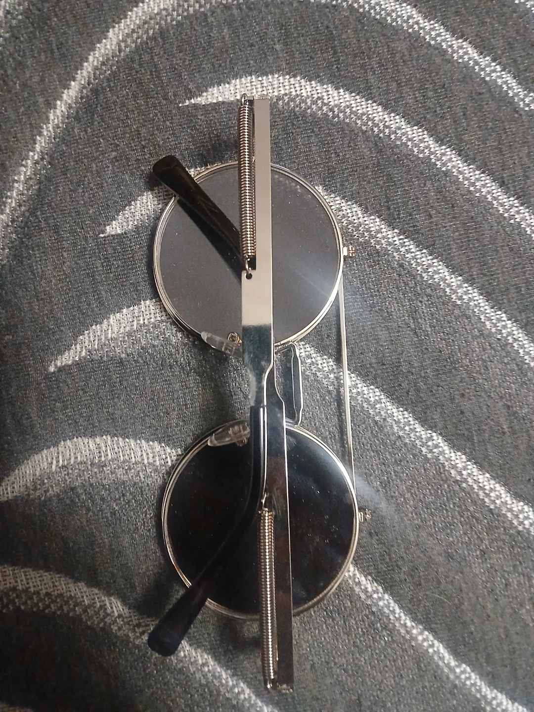 Vintage Style Round Flip-Up Sunglasses - photo 2