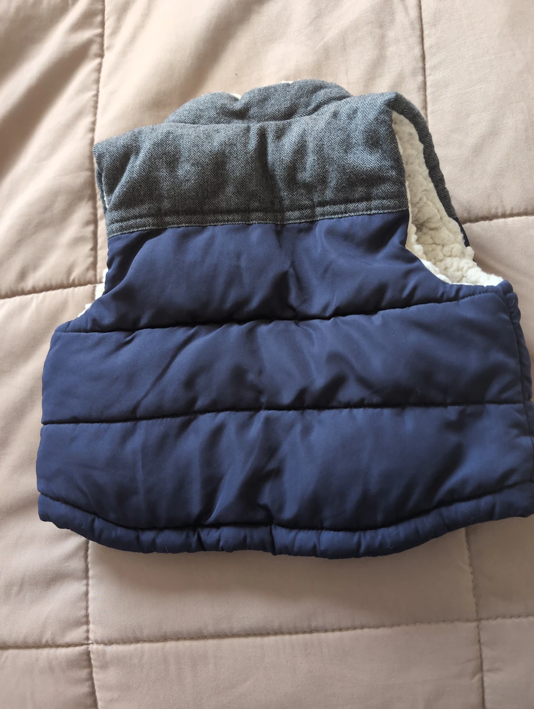 Baby Gap Puffer Vest 0-6 Months - photo 3
