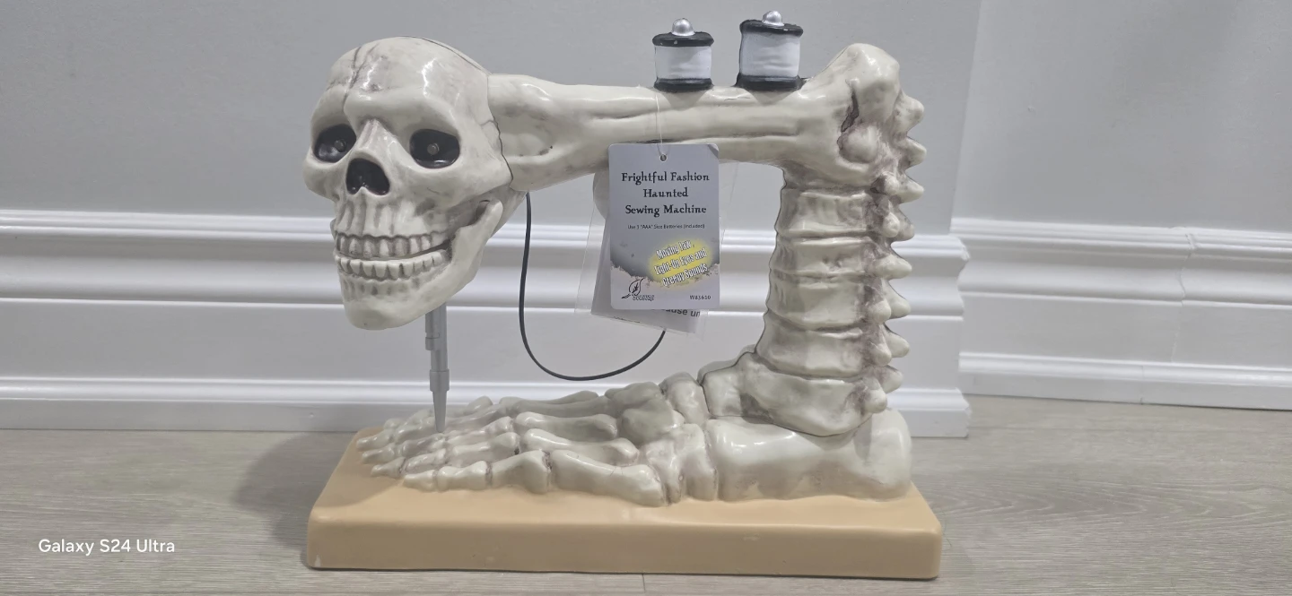 Frightful Fashion Haunted Sewing Machine Prop - photo 2