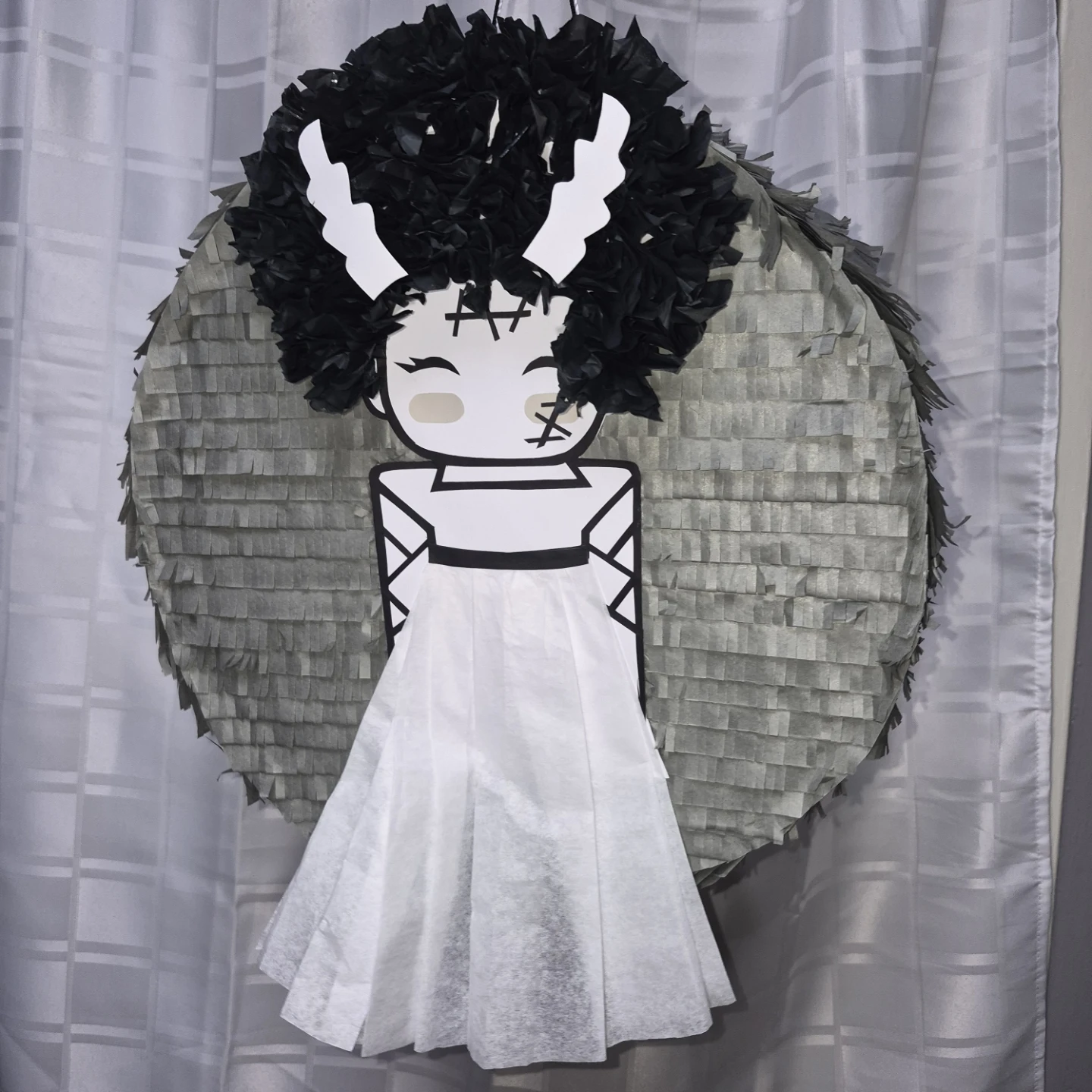 Handmade Halloween The Bride Piñata - photo 2