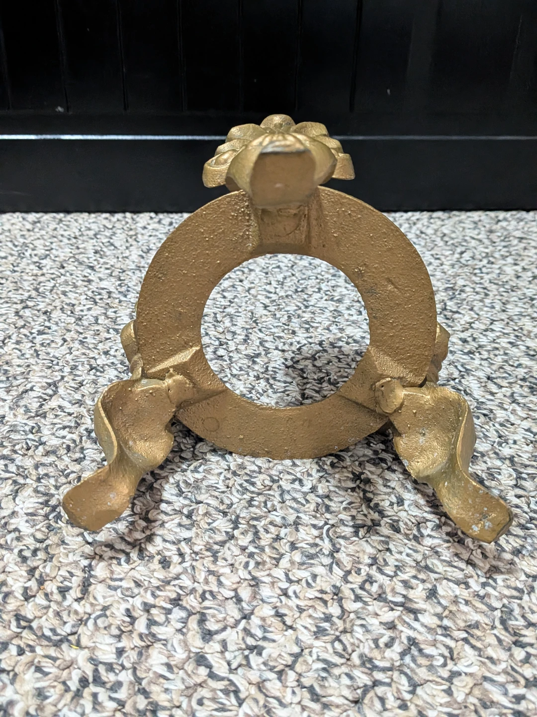 Metal Orb Stand - photo 4
