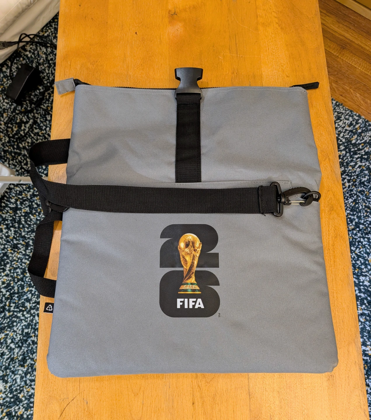 World Cup 2026 Laptop Crossbody Bag - photo 3
