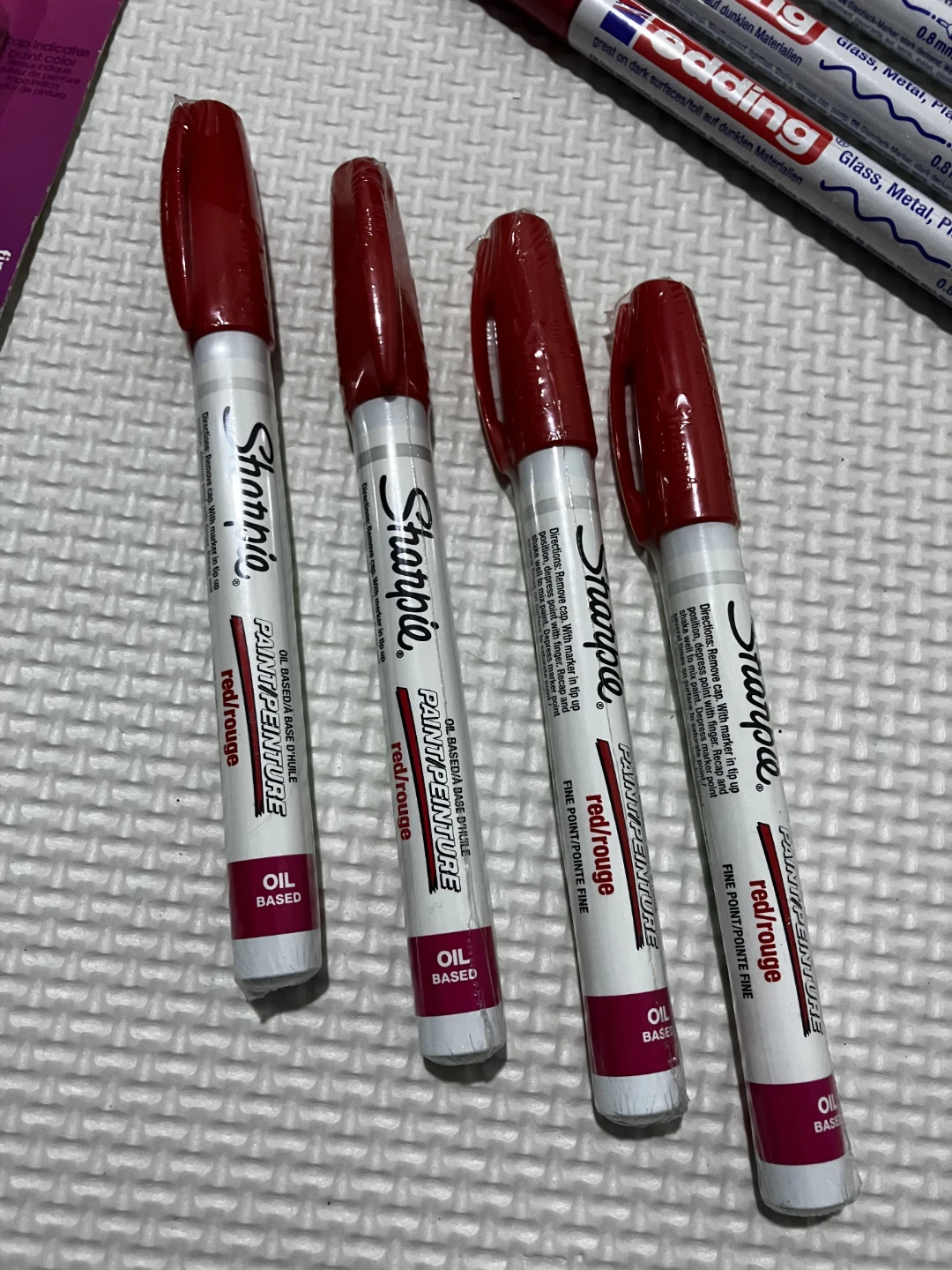 Lot of 20 Red & Black Oil based Paint  Markers - photo 4