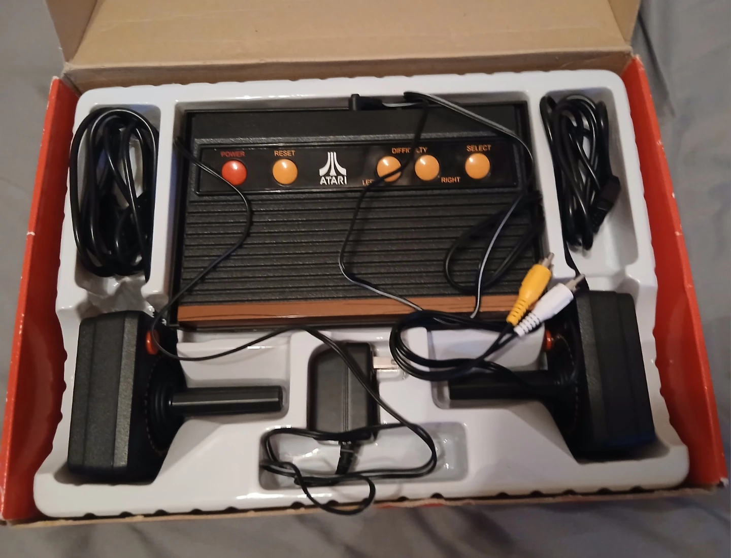 Atari Flashback 2 Classic Game Console - photo 2