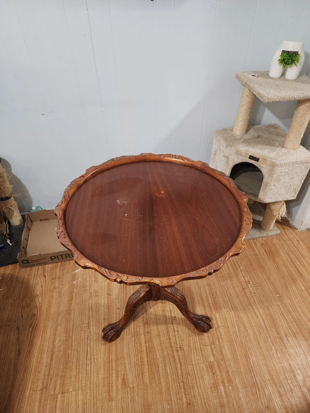 Round Chippendale Style Mahogany Tilt-Top "Pie-Crust" Tea Table - photo 2