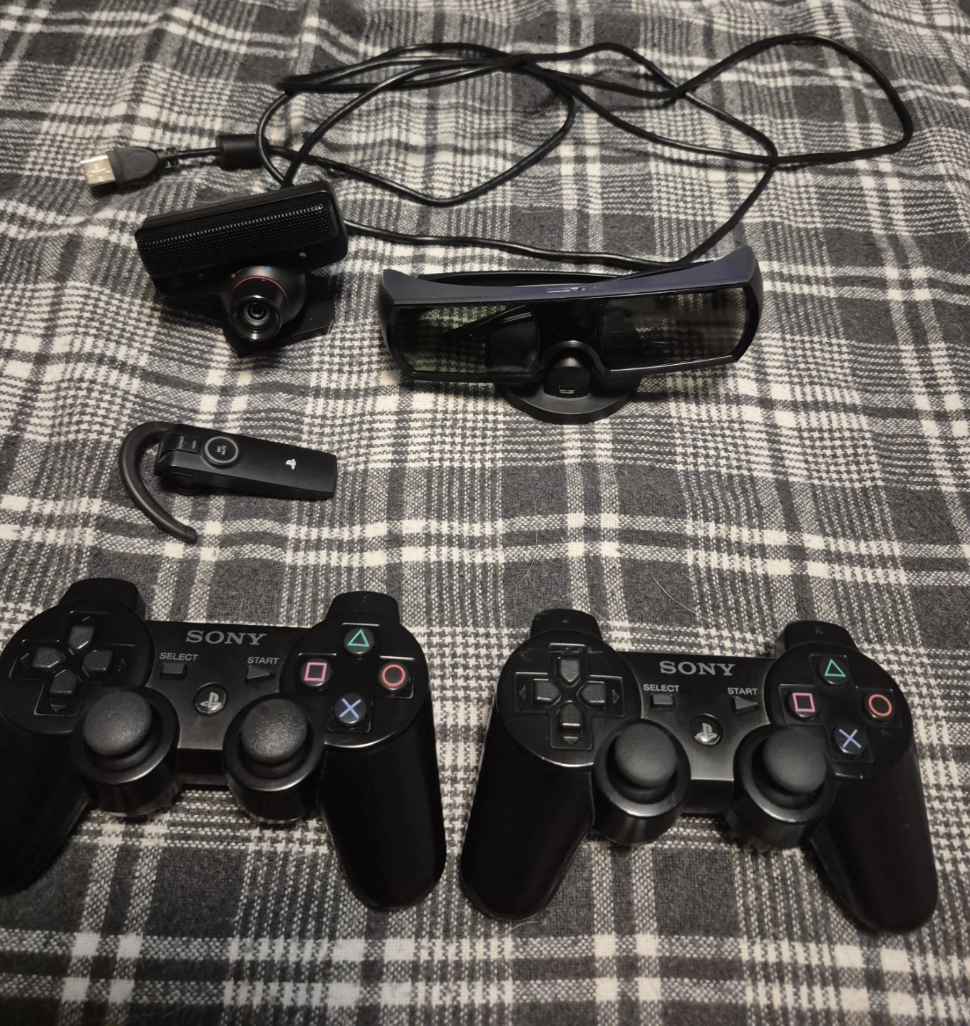 Sony PlayStation 3 Accessories Bundle