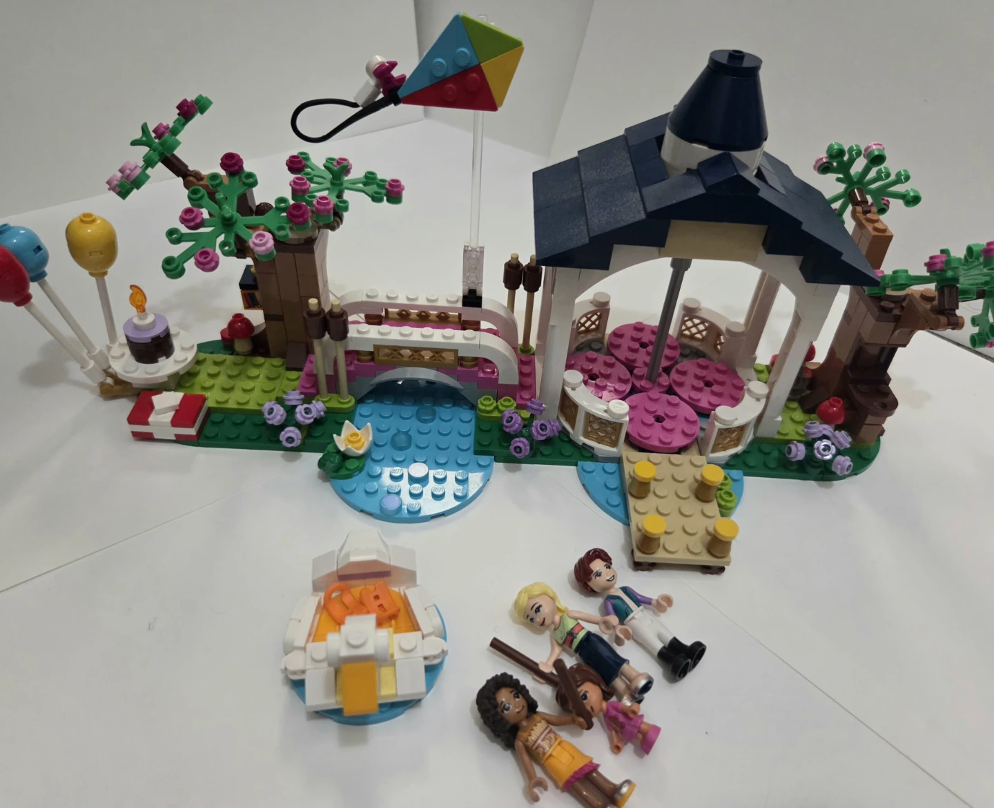 Lego Friends Heartlake City Park