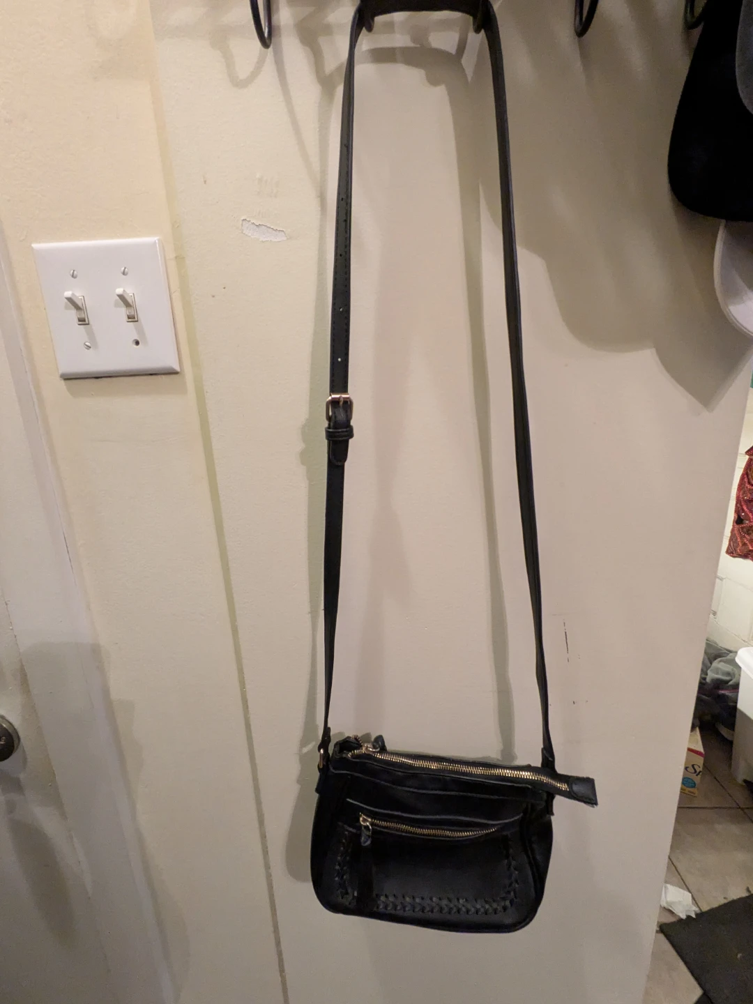 Black Crossbody Handbag - photo 4