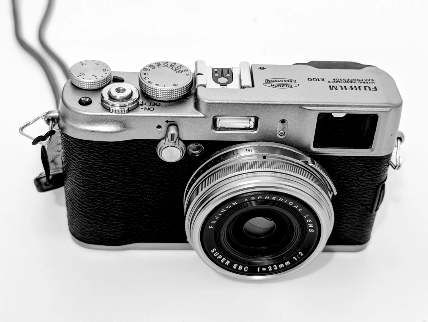 Fujifilm X100 Digital Camera - photo 2