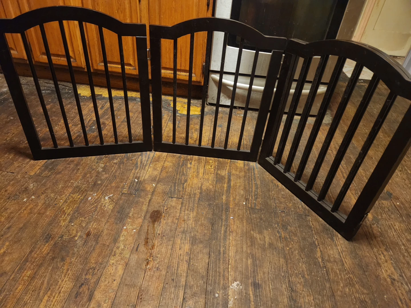 Folding Dark Wood Pet Gate / Dog Safety Fence (22.5" H x 20" W) - photo 4