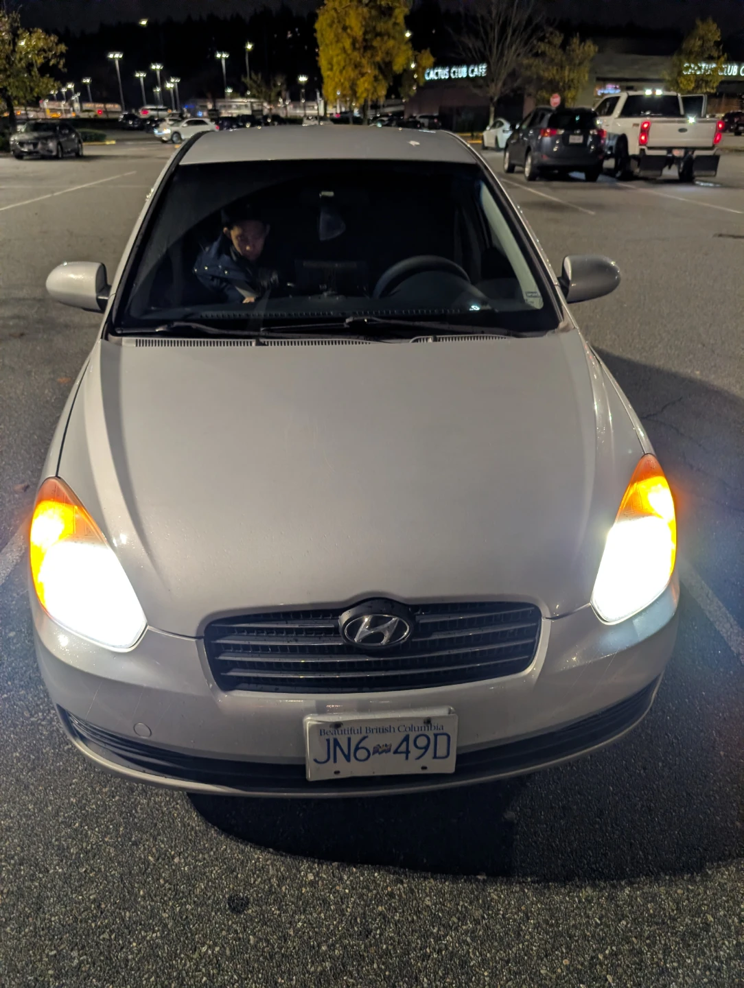 2006 Silver Hyundai Accent Low kms - photo 2
