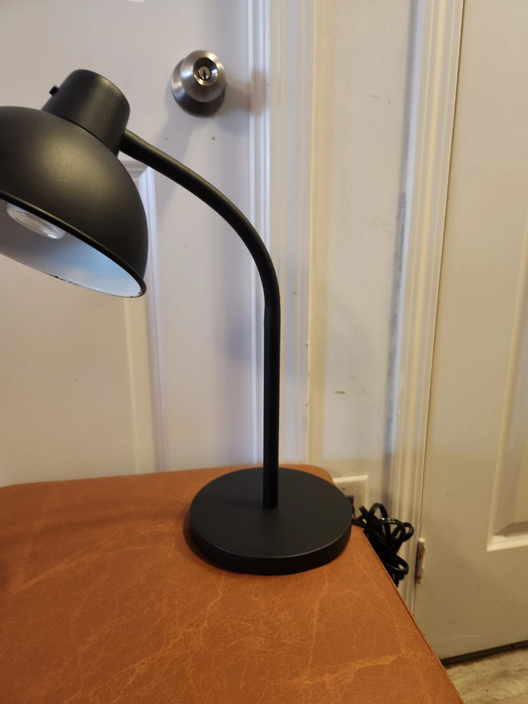 Black Metal Desk Lamp - photo 3