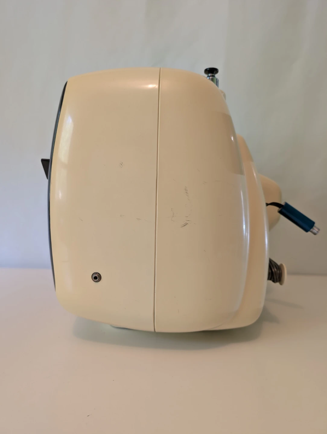 Vintage Panasonic Solid State Television - photo 5