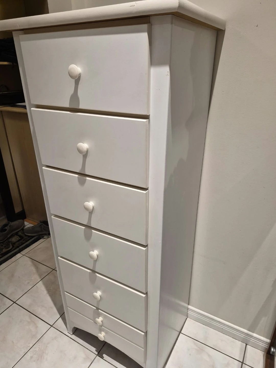 White 6-Drawer Tall Dresser