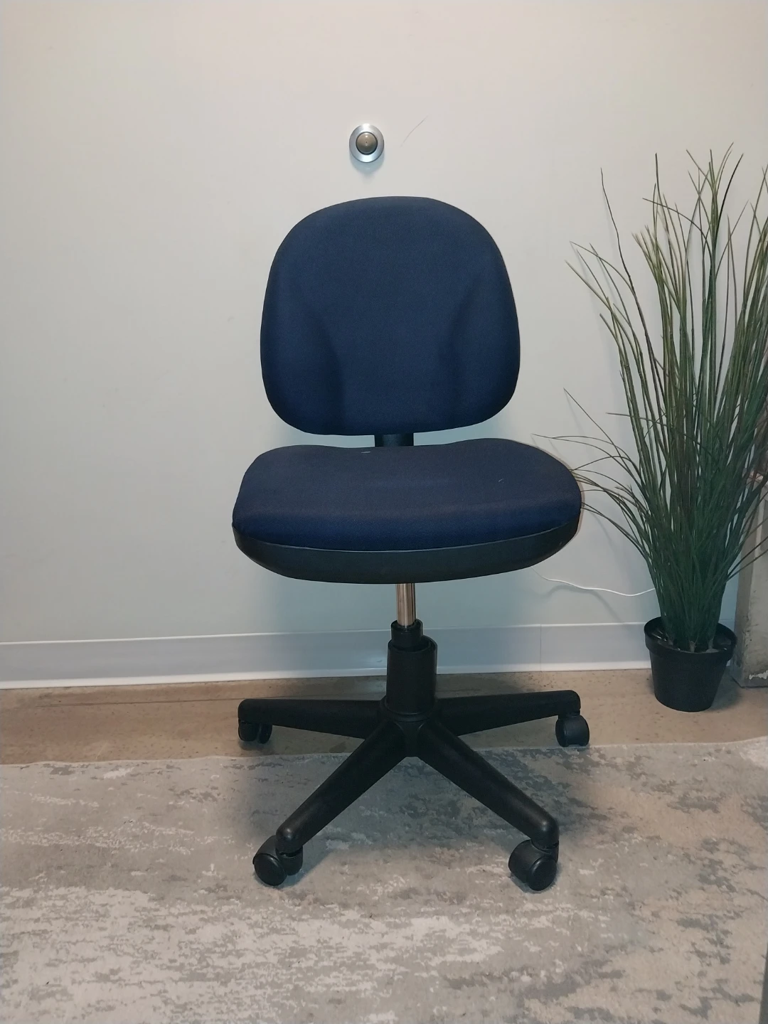 Office Chair – Navy Blue – Adjustable Height