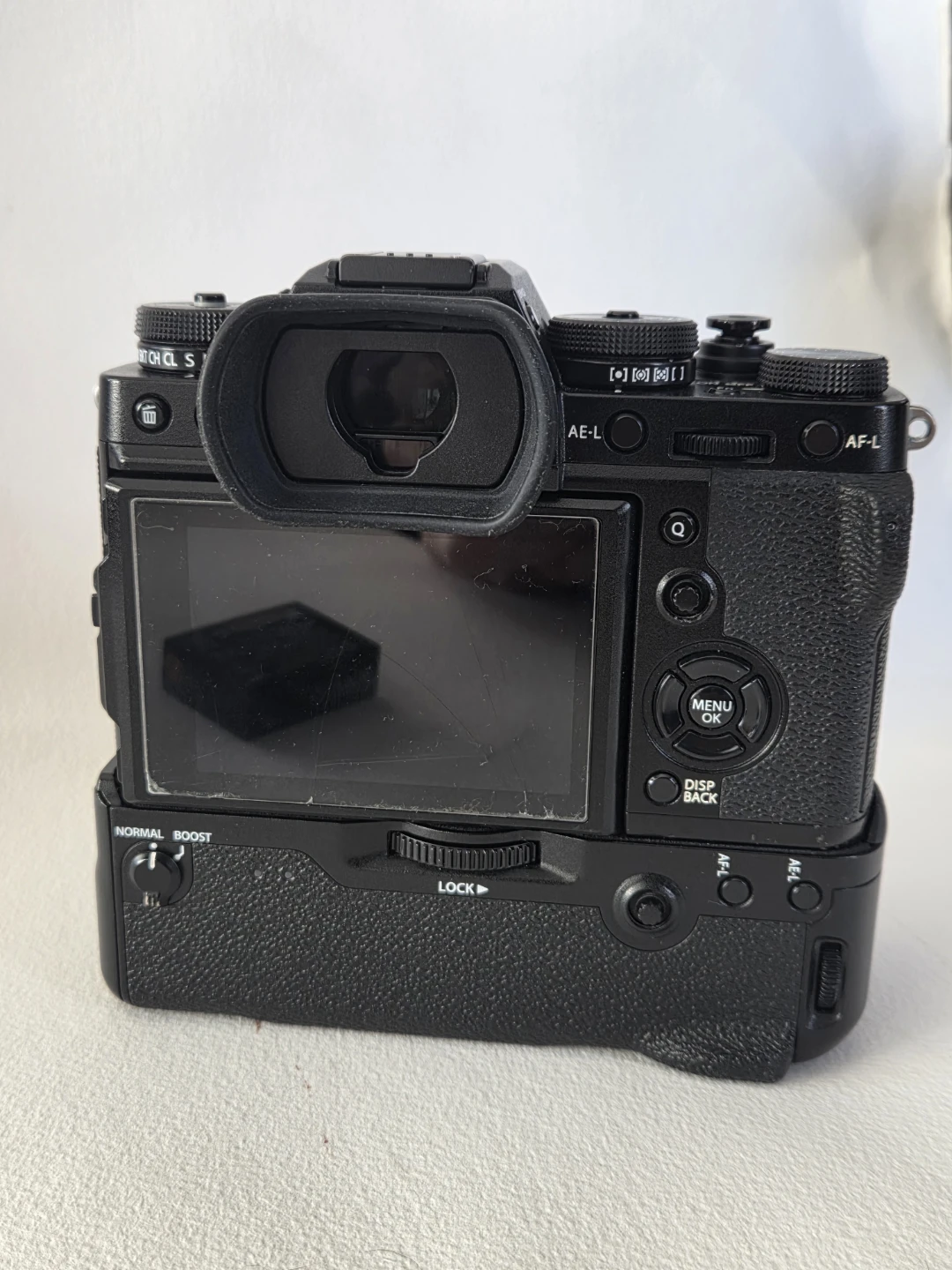 Fujifilm X-T3 Mirrorless Camera with Battery Grip - photo 4