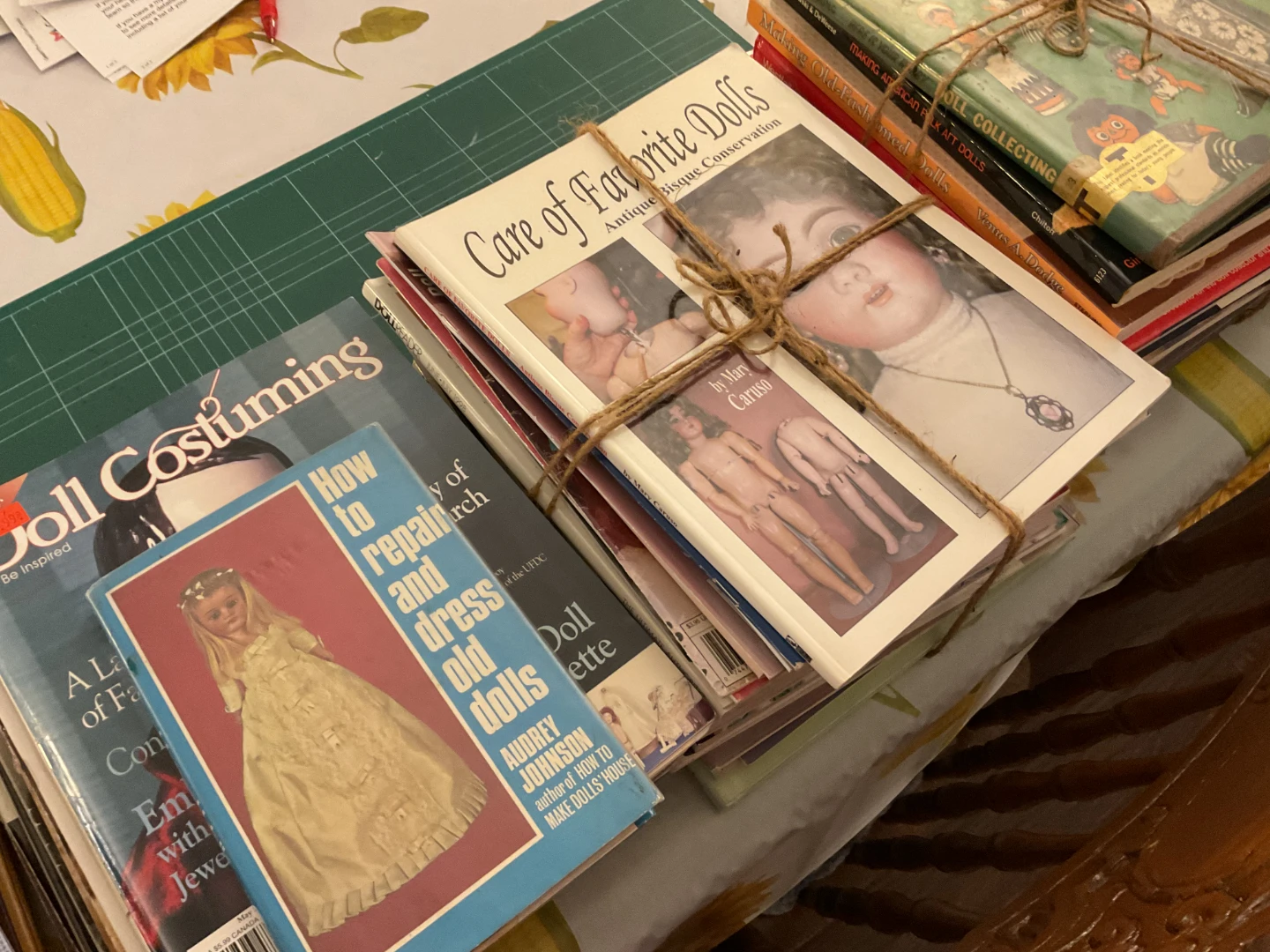 Doll Magazines...collecting and costumes - photo 2