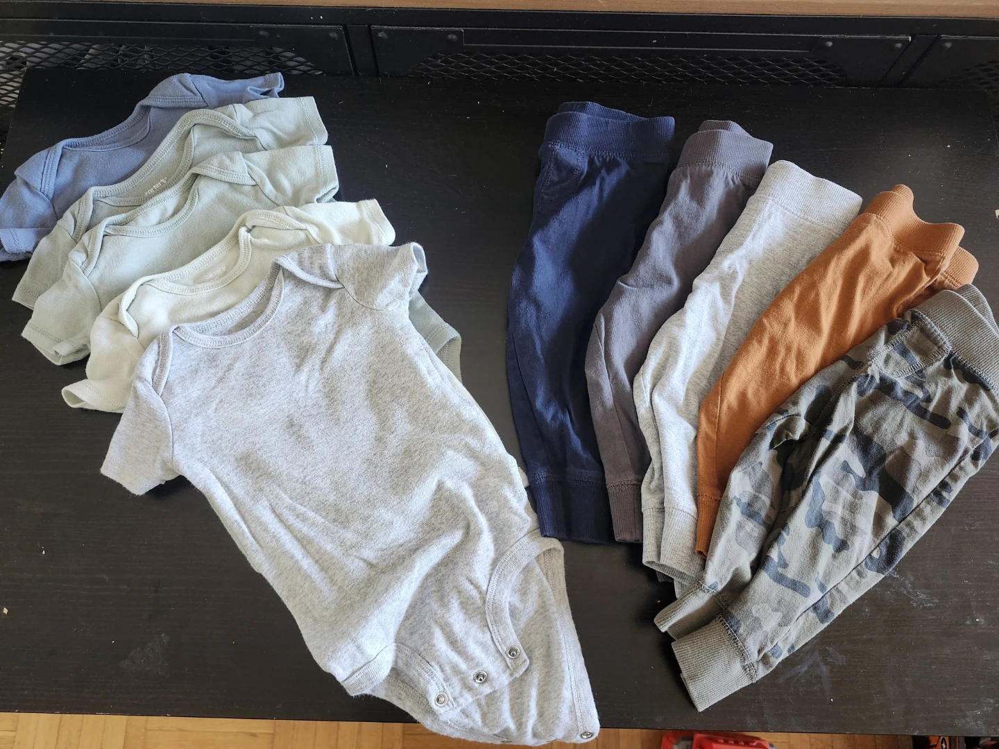 Carter's Baby Bodysuits and Pants Set