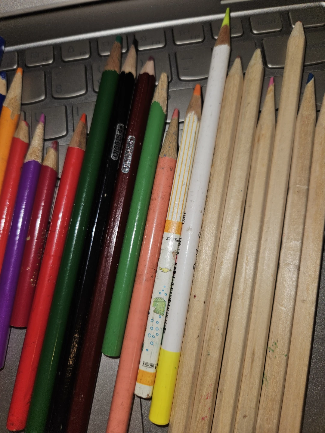 Coloured Pencils - photo 3