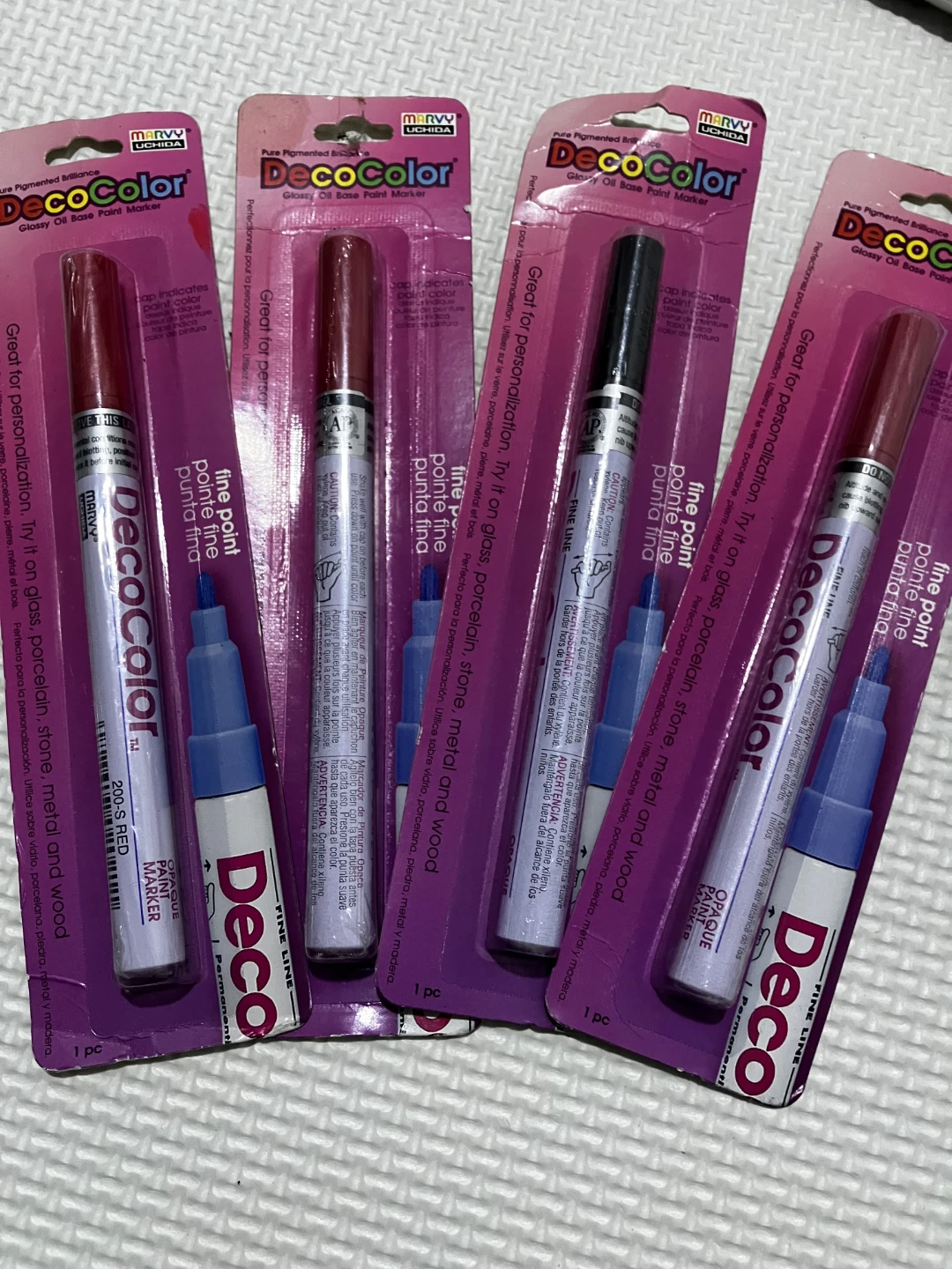 Lot of 20 Red & Black Oil based Paint  Markers - photo 3