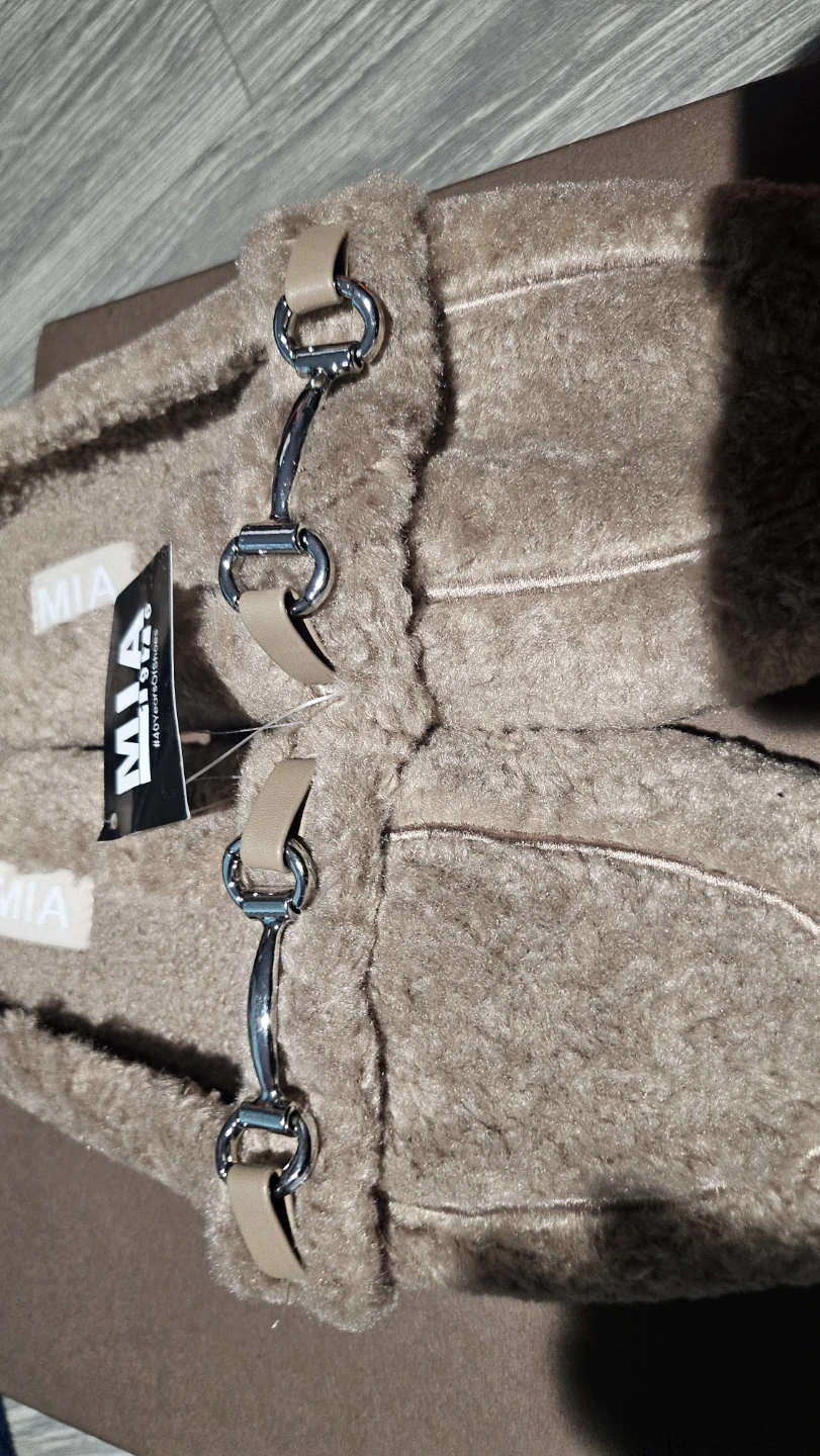 MIA Harmonie Faux Fur Mules Size 9 - photo 4