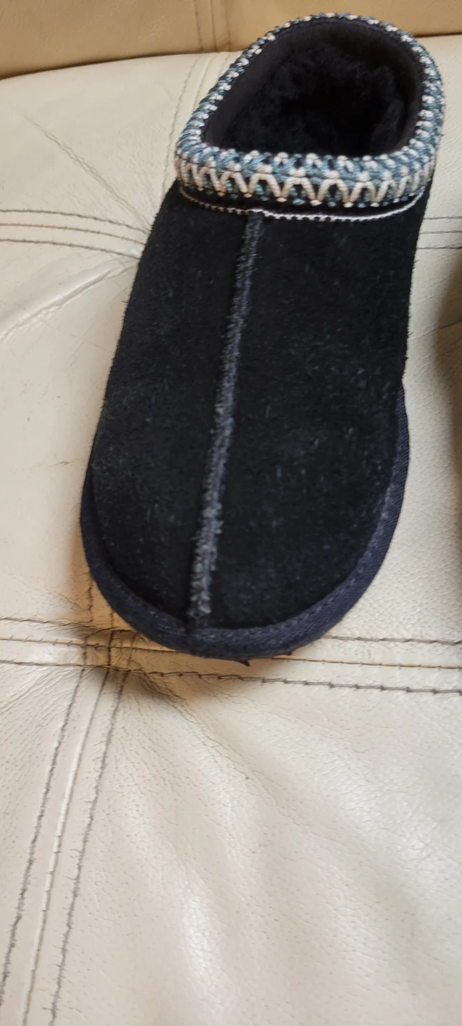 Ugg Black Suede Slippers kids size 13 like new - photo 3