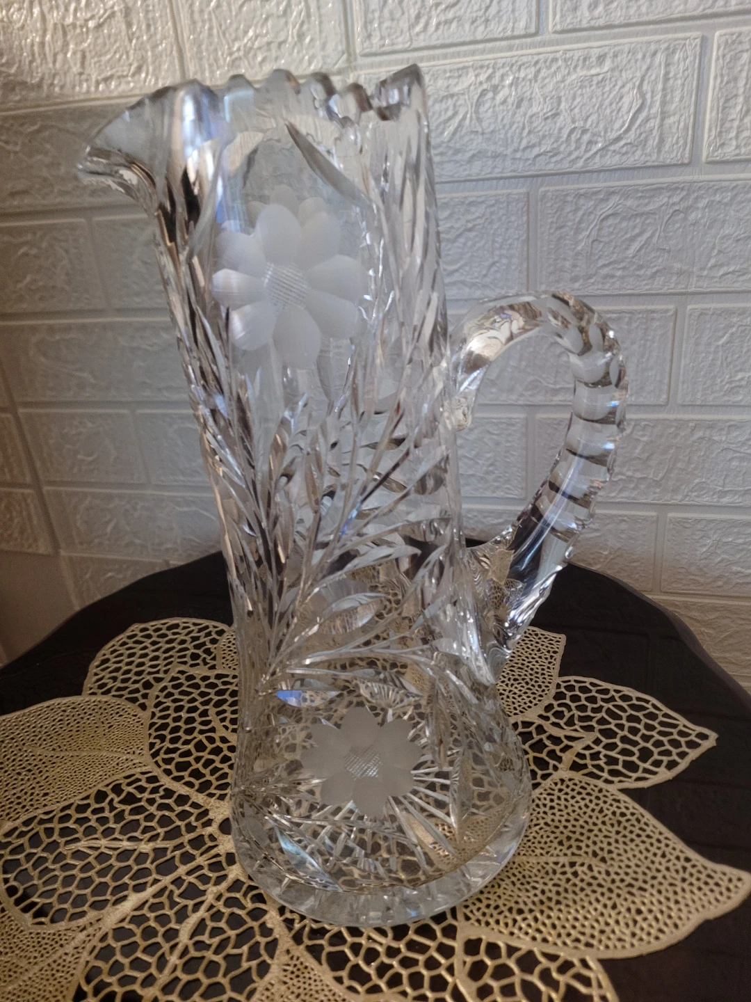 Vintage crystal glass pitcher and flower holder $50 - photo 3