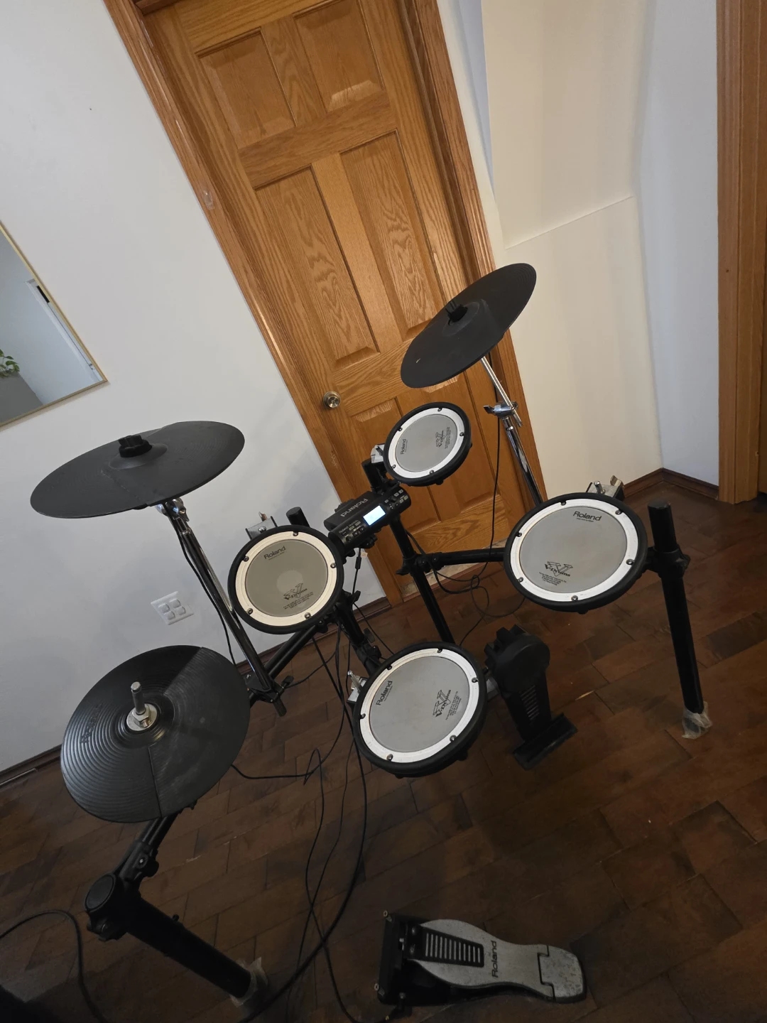 Roland TD-4 V-Drums Electronic Drum Set - photo 4